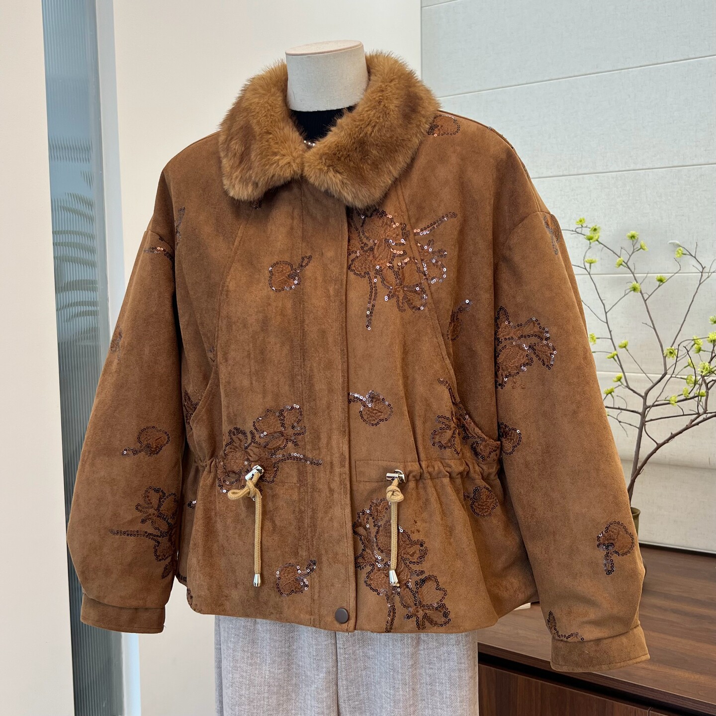 妈妈装鹅绒羽绒服女冬季外套
