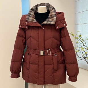 冬季厚款妈妈装羽绒服保暖外套中老年拉链连帽宽松中长款收腰上衣