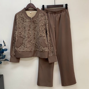 母亲节高贵中年妈妈装春秋休闲运动套装中老年春季两件套衣服女