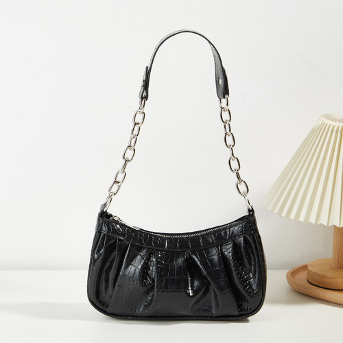 小香风鳄鱼纹褶皱链条腋下饺子包