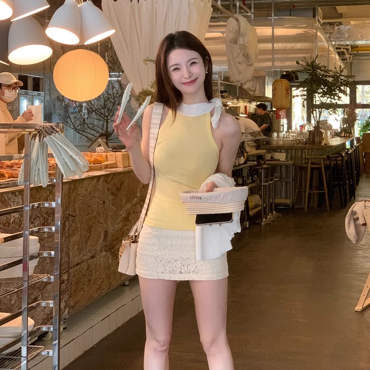 漫画腿Wcouture原创 把腿长拉到顶 双色蕾丝中腰百搭小A型短裙裤