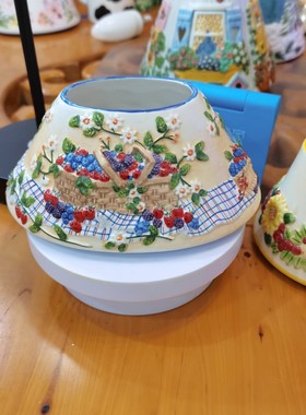 浮雕摆件桌面手绘工艺品陶瓷场景