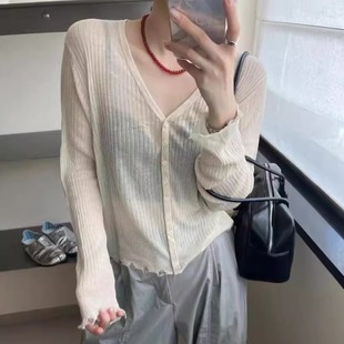 简约通勤软糯短上衣 25夏季 薄款 透视百搭V领防晒针织小开衫 女韩版