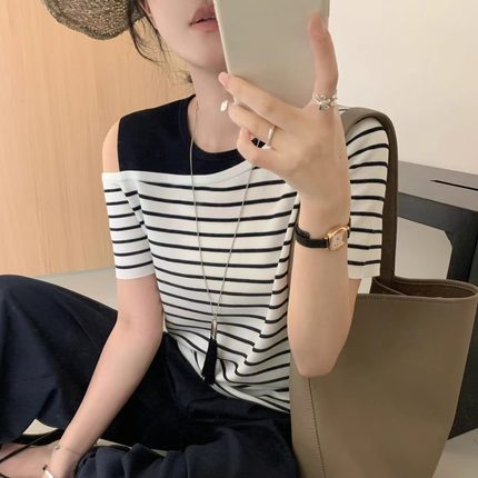 欧货设计感撞色假两件露肩针织衫短女25夏季时尚洋气百搭显瘦上衣