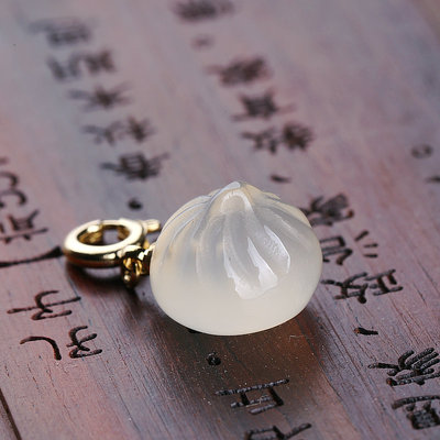 玉石小配饰玉髓包子玛瑙柿子吊坠