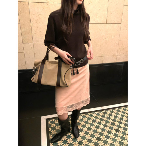 温柔雾粉拼接蕾丝半裙女秋2026