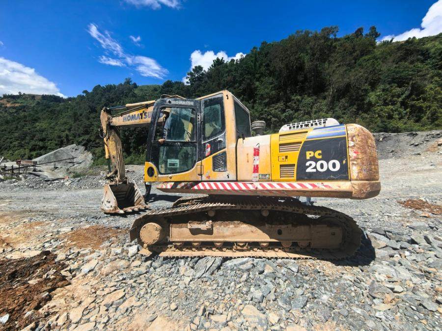 1月24日红河哈尼族彝族自治州变卖液压挖掘机【小松PC200-8M0】一台网络拍卖公告