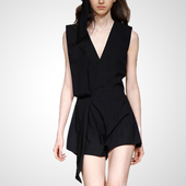 短裤 欧美时尚 V领显瘦修身 一体裤 连体裤 2026设计感别致无袖