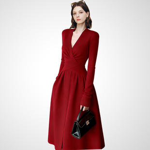 兰卡时尚V领交叉收腰连衣裙女2026春收腰修身气质通勤大裙摆长裙