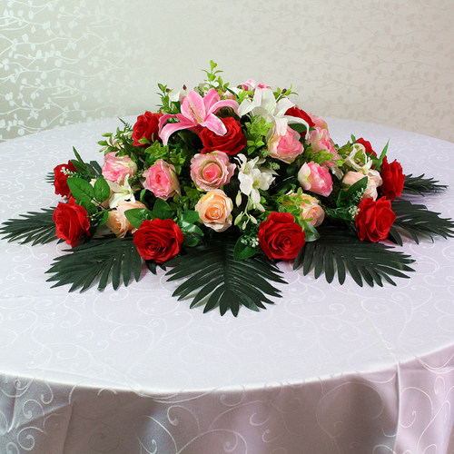 酒店宴会装饰圆形转盘大型餐桌花