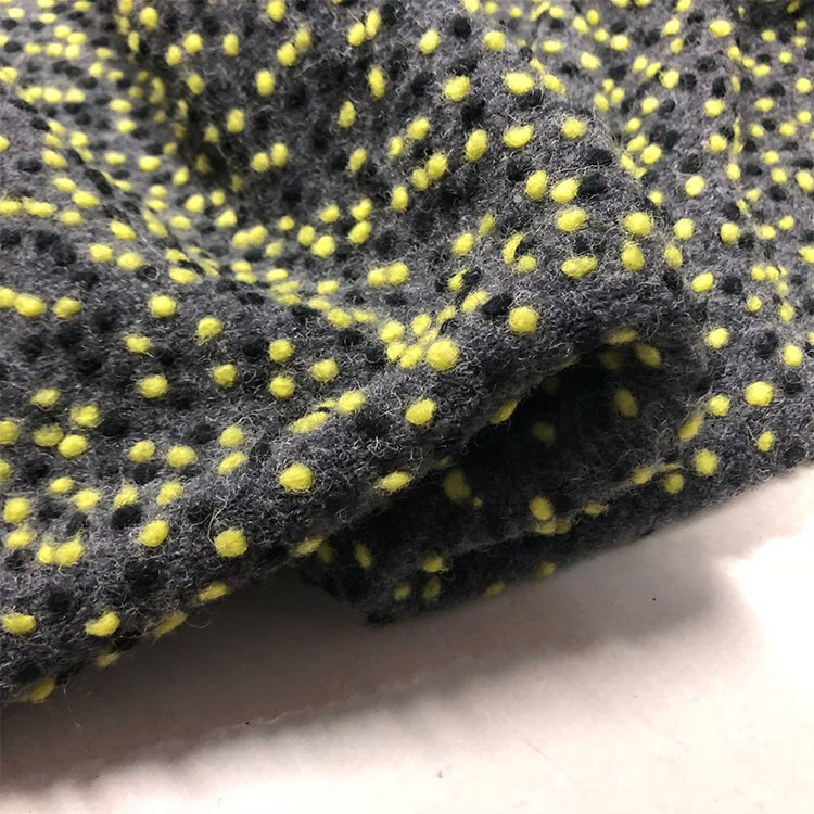 进口高端立体提花针织羊毛呢羊绒加厚蓬松面料波点大衣时装布料