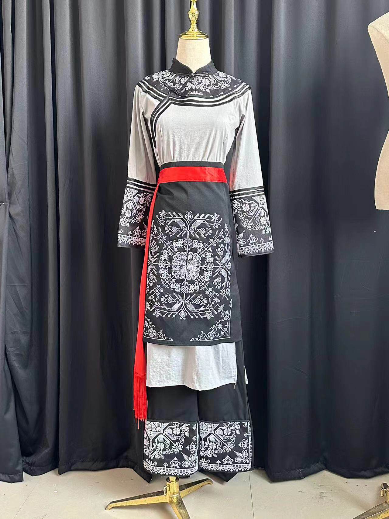 新款羌族女子独舞 云朵上的思念 艺考少数民族舞蹈服装艺术比赛服