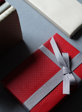 商务珍珠白色暗红色高端菱形纹质感礼品包装纸中国红婚礼喜庆礼物