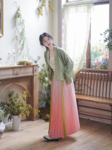 素日常百搭出妆春夏套装 原创宋制女明制百褶裙汉元 显瘦 春日