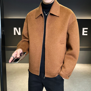 模特图羊毛拉链翻领简约双面呢夹克毛呢焦糖色钱塘6016-5820p295，男装夹克，钱塘大厦6016