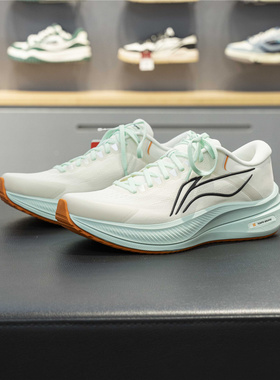 李宁越影5缓震保护跑步鞋男2025冬季新品时尚舒适运动鞋ARHV015
