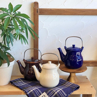 Studiom'光泽梨型曲线提梁茶壶