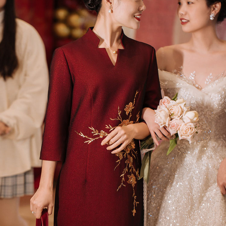 喜婆婆婚宴装2025新款春夏显瘦礼服年轻洋气V领高端妈妈喜服婚宴