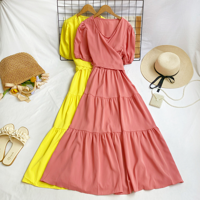 设计感气质交叉V领绑带收腰显瘦泡泡袖a字大摆荷叶边连衣裙中长裙