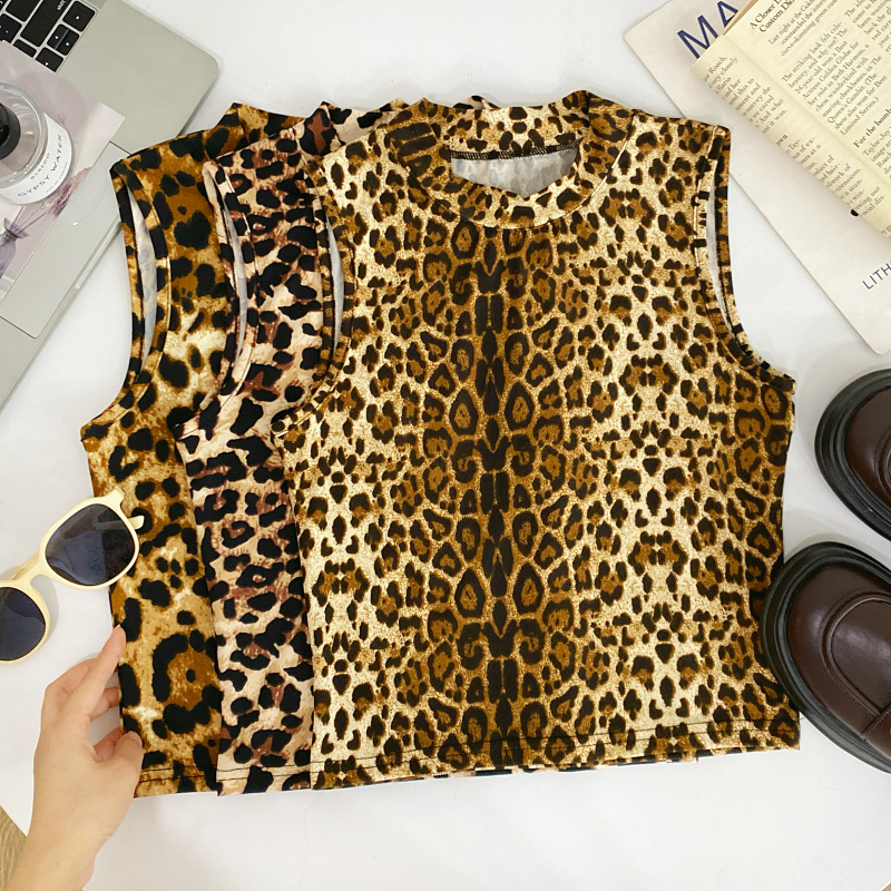 百搭圆领豹纹印花无袖短款背心女