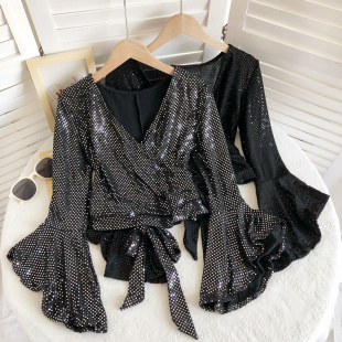 衬衫 秋冬新款 显瘦短款 打底衫 上衣女 复古百搭V领闪闪亮片喇叭袖