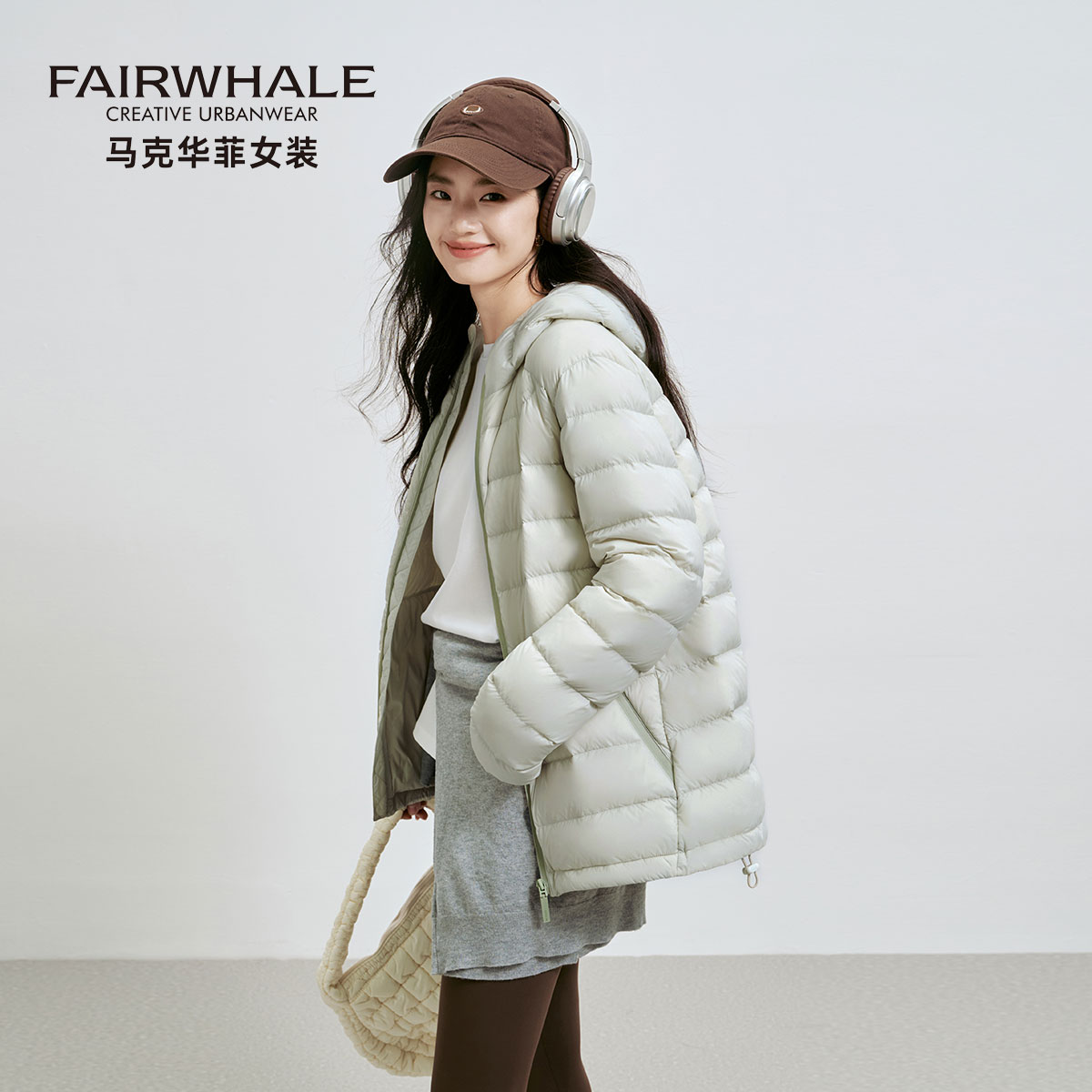 马克华菲鹅绒轻薄排骨羽绒服女