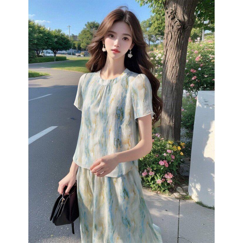 XZCV夏季度假风晕染印花飘逸圆领短袖半裙套装
