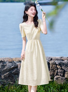 XZCV夏日穿搭肌理感印花显瘦裙子