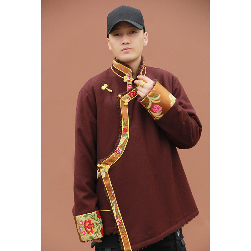 남성과 여성을 위한 티베트 재킷 새로운 겨울 의류 남성을 위한 티베트 재킷 티베트 스타일 커플 고급 직물 및 벨벳 민족 스타일