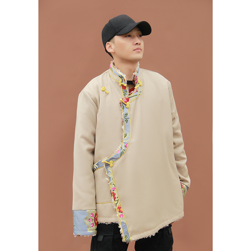 남성과 여성을 위한 티베트 재킷 새로운 겨울 의류 남성을 위한 티베트 재킷 티베트 스타일 커플 고급 직물 및 벨벳 민족 스타일