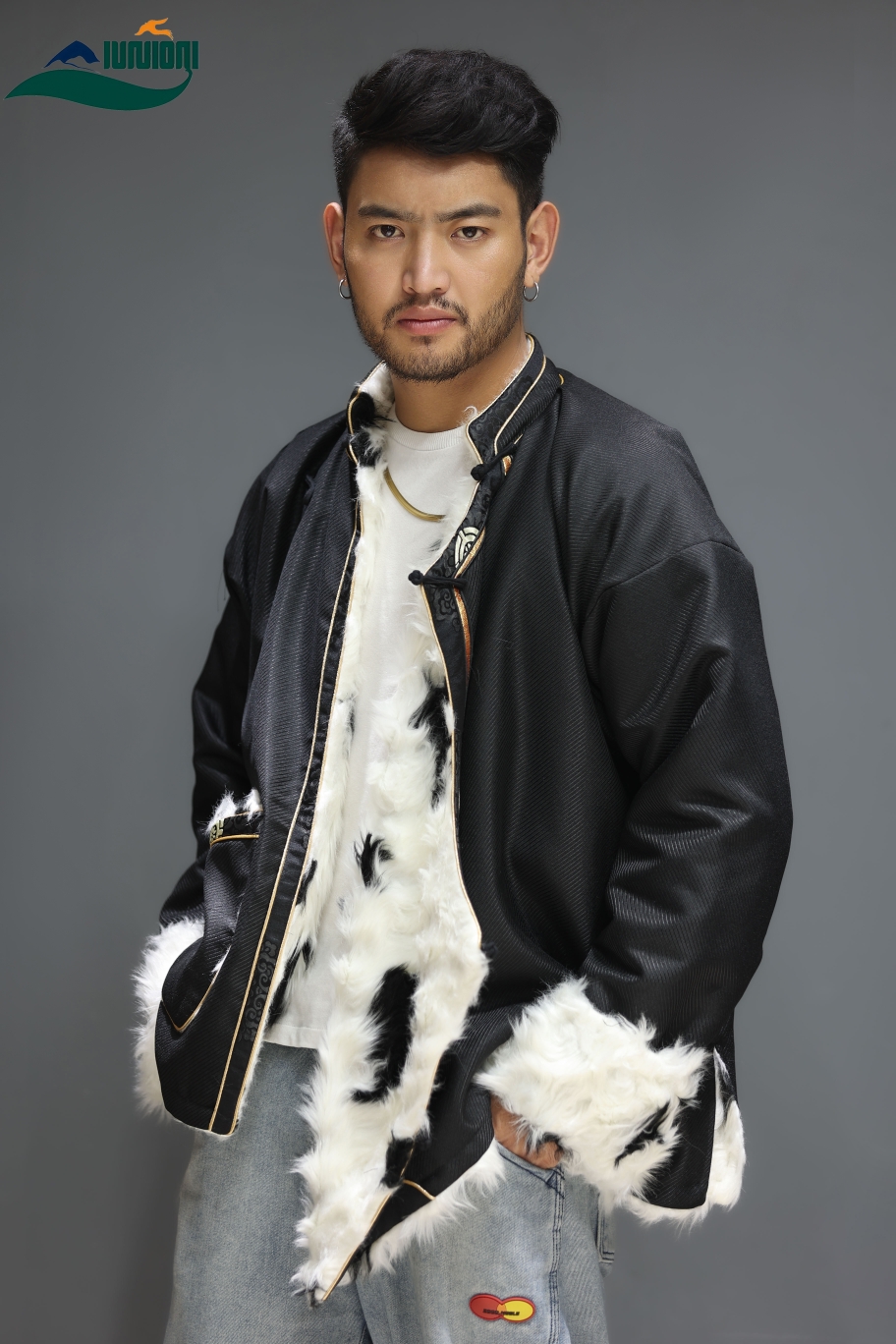 传统藏装男款外套冬季毛里藏式上衣重工新款藏服流行藏式扎西民族