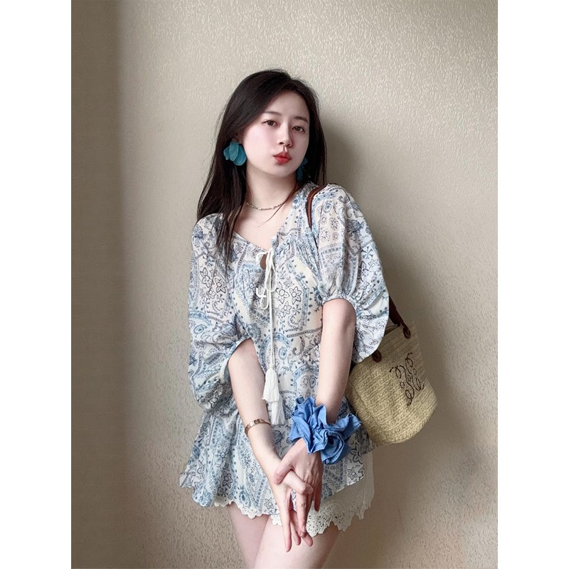 设计感宽松系带泡泡袖上衣