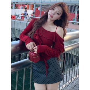 T恤秋冬新款 红色斜露肩飘带高级感长袖 胖MM收腰显瘦上衣 女装 大码