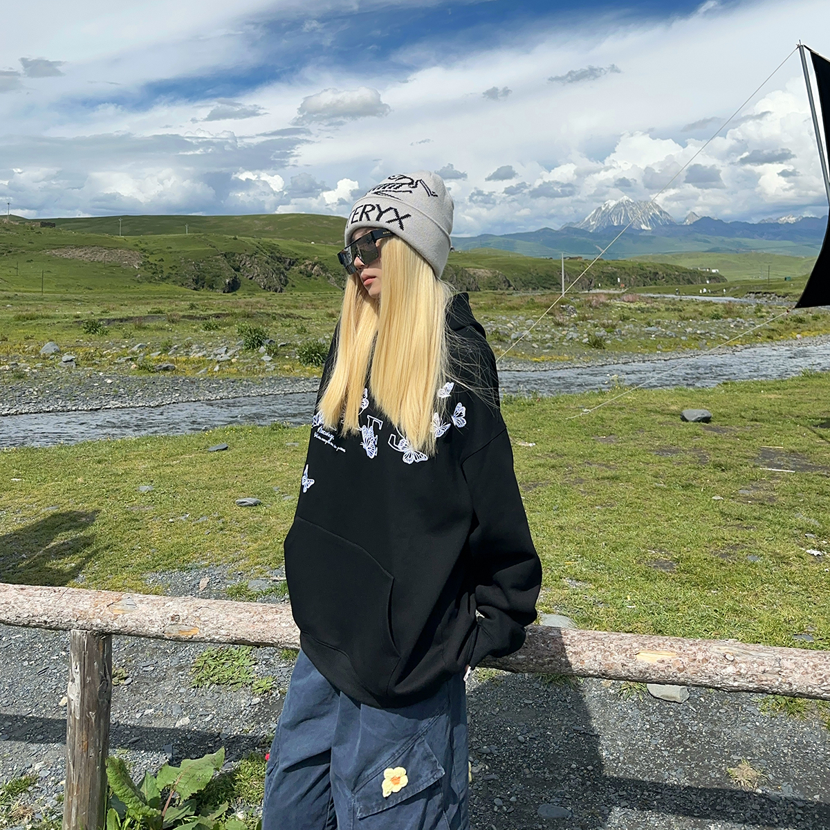 BCRA美式复古蝴蝶刺绣连帽卫衣男女秋冬季宽松国潮牌重磅情侣帽衫