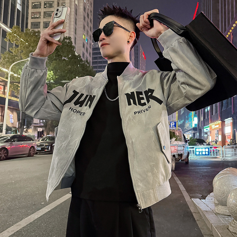 J196/P98控145棒球领暗纹贴布刺绣字母外套夹克男3，男装夹克，电商A256