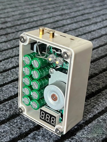 手摇发电机DIY户外应急备用电源给手机充电电弧点火照明电筒