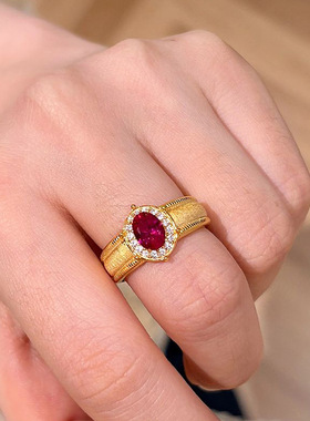 小红书爆款拉丝鸽子蛋戒指女中古vintage闪钻宽版排珠红宝石指环