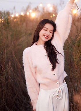 2025秋冬新款孙怡明星同款毛衣女小众软糯奶fufu温柔减龄针织开衫