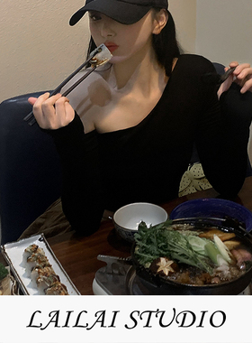 2025早春新款孔雪儿明星同款露肩上衣韩版气质辣妹修身显瘦T恤女