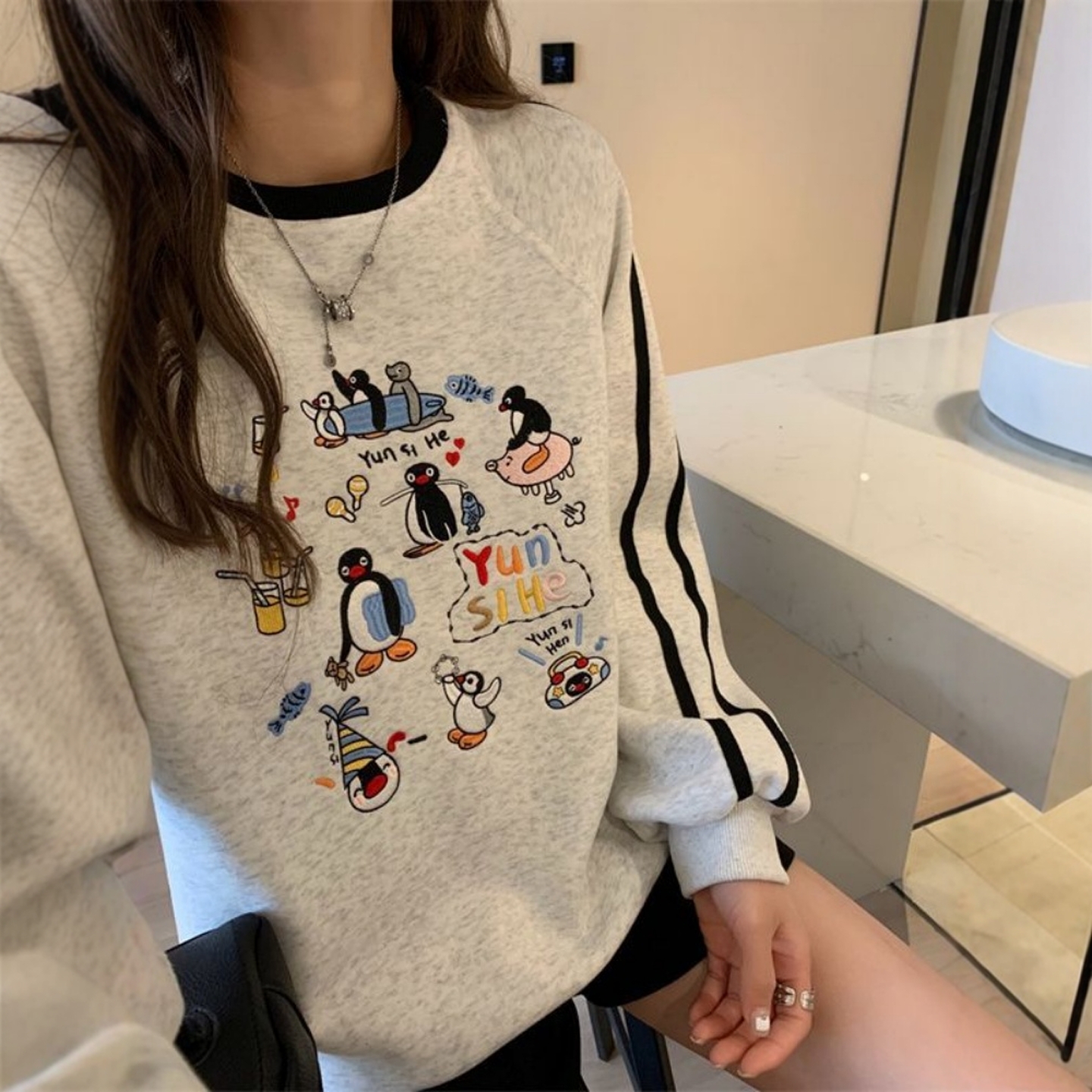 学院风刺绣加绒卫衣女秋冬上衣