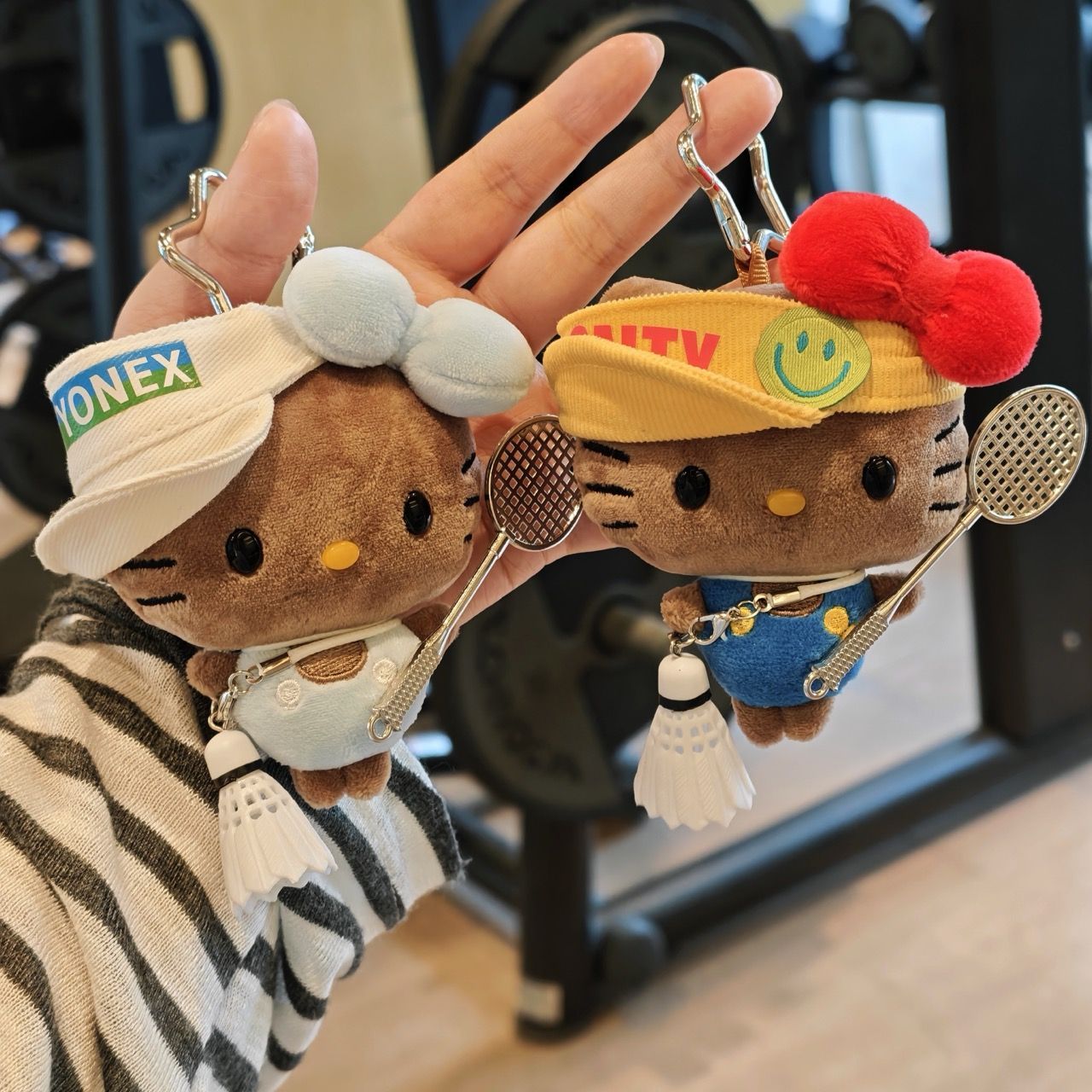 豆豆可爱kitty黑皮挂件羽毛球包包毛绒玩偶挂饰钥匙扣礼物图片