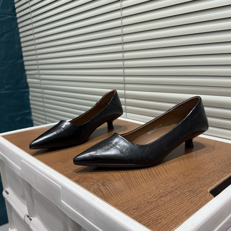 黑色尖头浅口单鞋女2026春季细跟通勤百搭职业鞋不累脚通勤鞋子潮