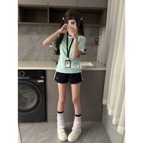 学院风刺绣运动服圆领上衣女夏季