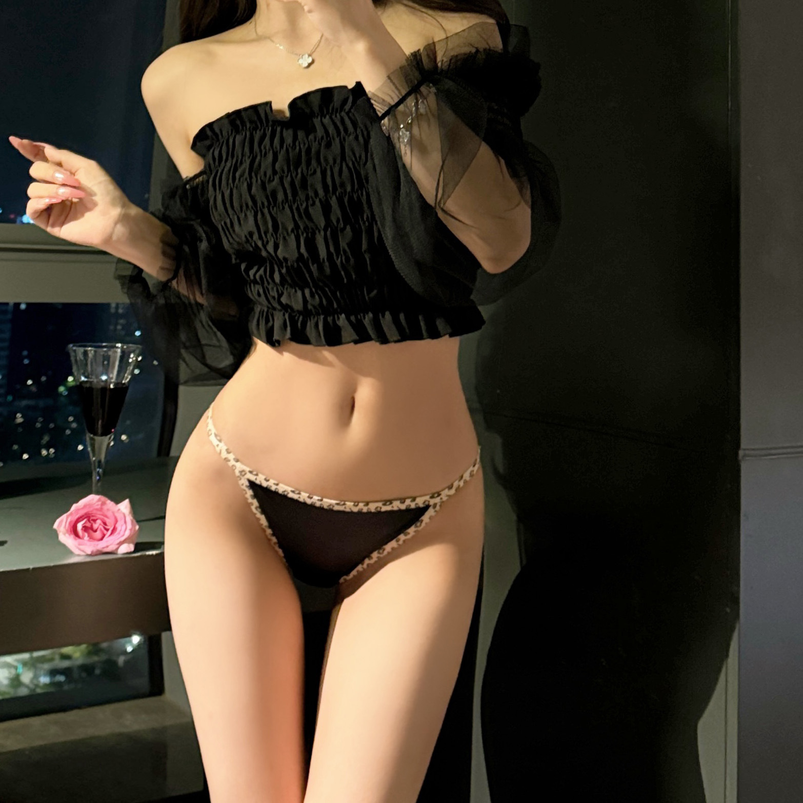 伪娘纯欲性感豹纹带蕾丝内裤女装大佬低腰缎面网纱男娘变装三角裤