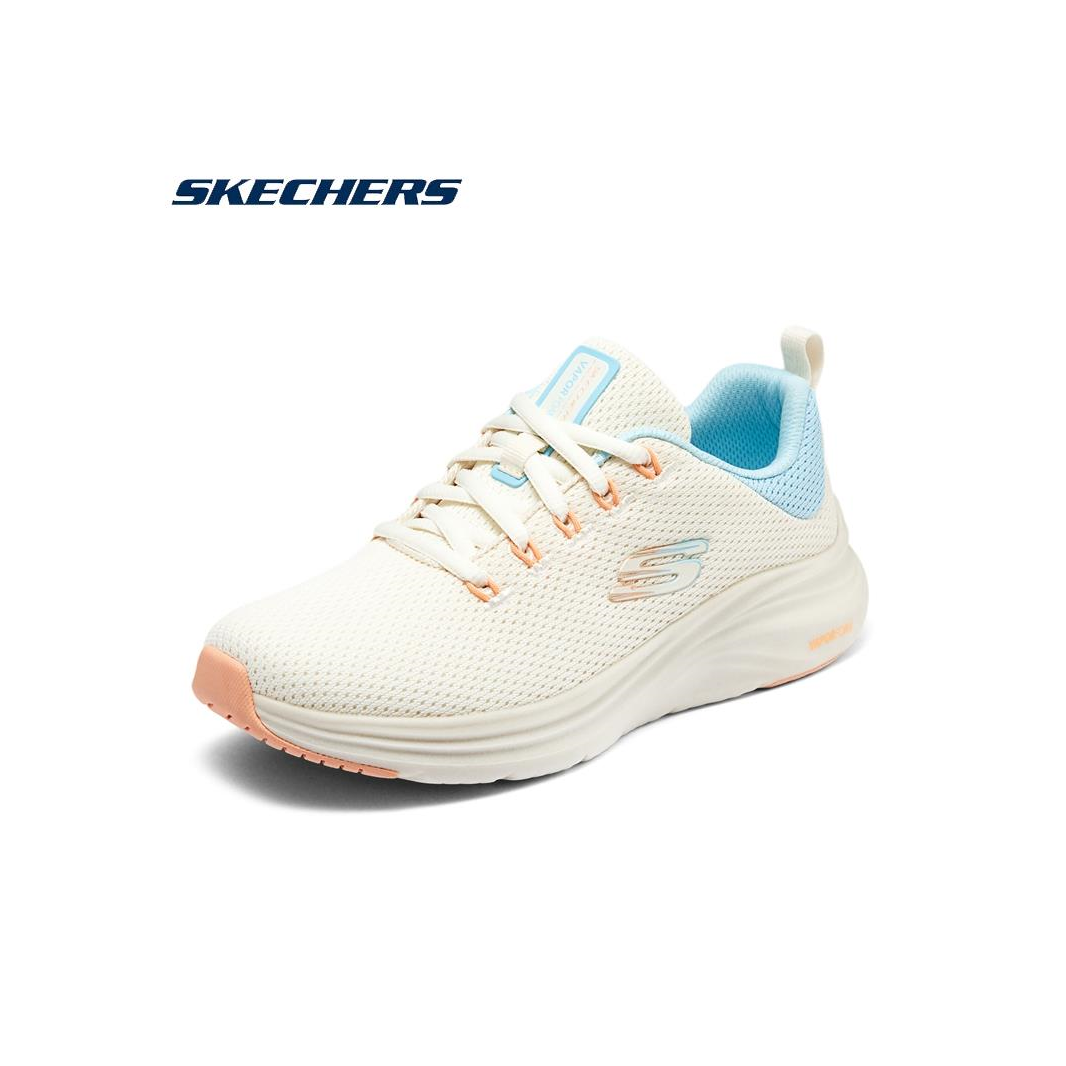 Skechers斯凯奇女鞋春季新款跑步鞋舒适透气休闲缓震运动鞋150402