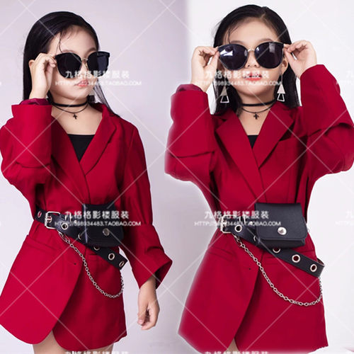 女童红色潮服儿童演出服