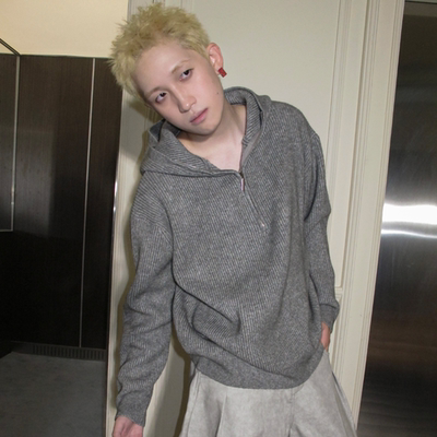 自带氛围花灰半拉链重磅连帽毛衣