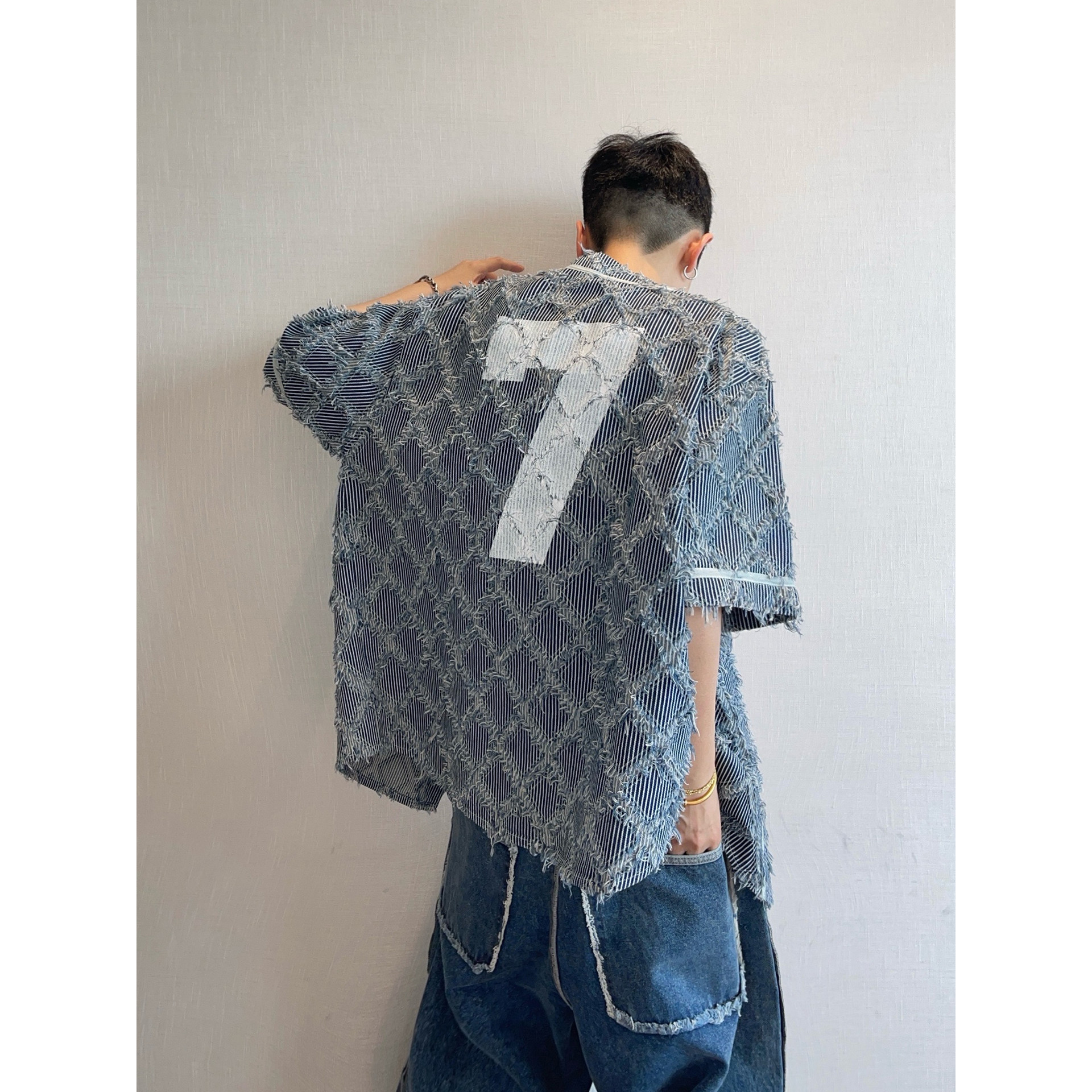 dannyandzee夏季复古宽松重水洗菱格条纹流苏V领牛仔短袖衬衫男