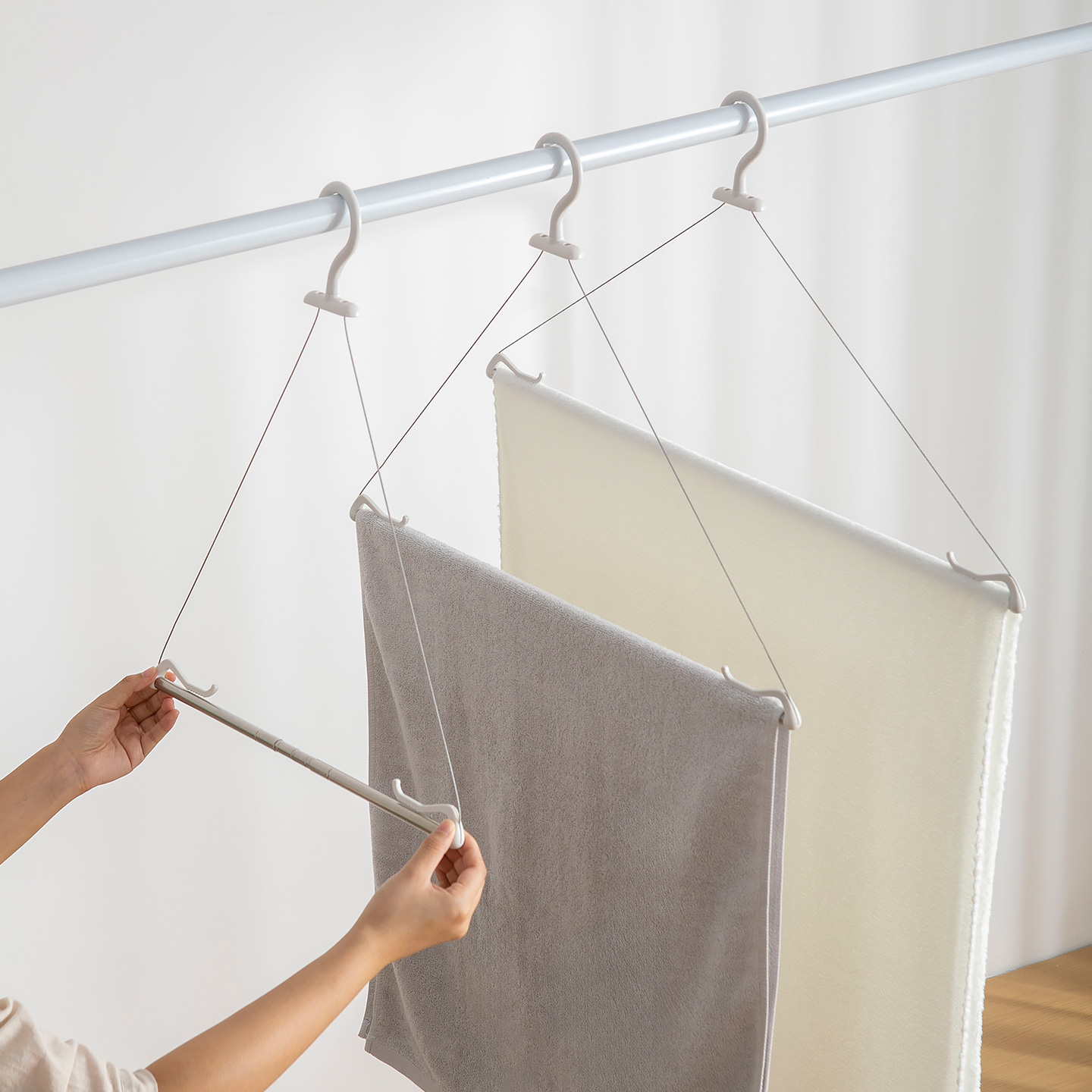 不锈钢可伸缩加长晾衣架