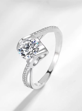 925纯银 简单扭臂碎钻克拉仿真钻戒镂空品味淑女尊享仿莫桑石戒指